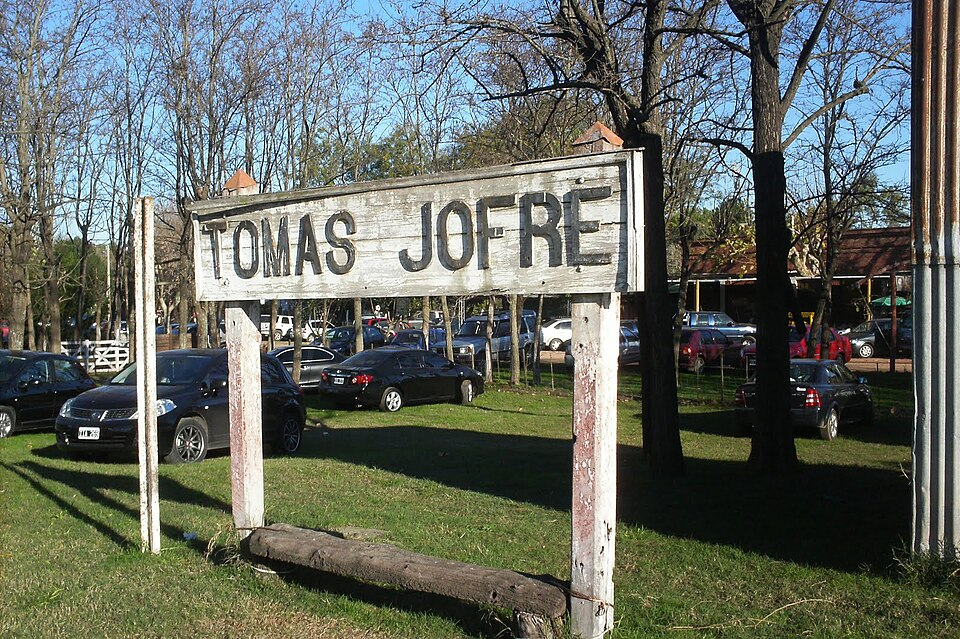 Letrero Tomás Jofré Tomás Jofré - Estación